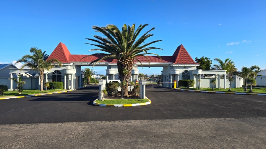 Commercial Property for Sale in Marina Martinique Eastern Cape